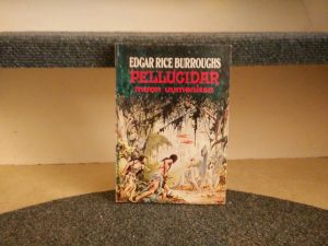 Burroughs, Edgar Rice - Pellucidar 1 Maan uumenissa